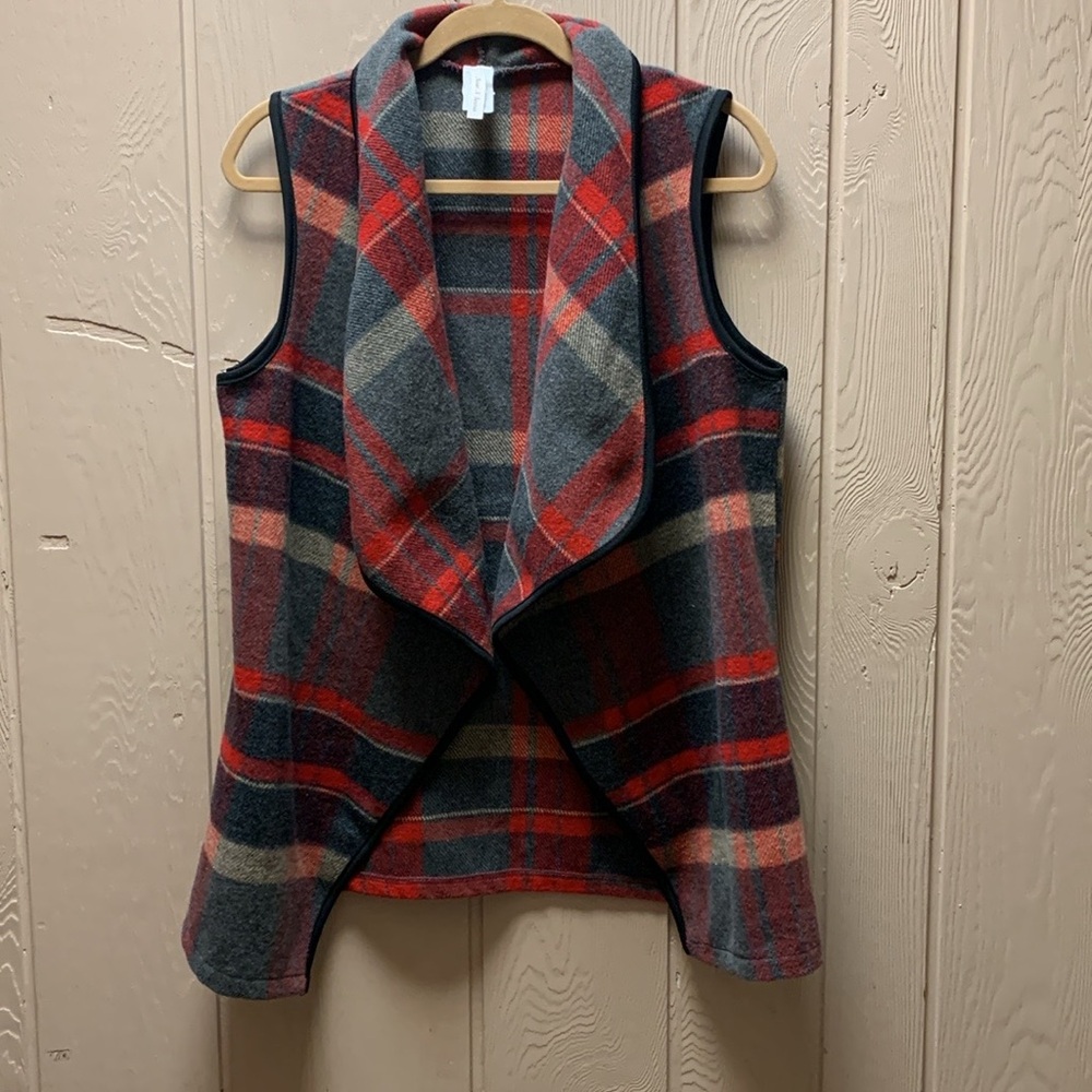 Now N Forever Vest
